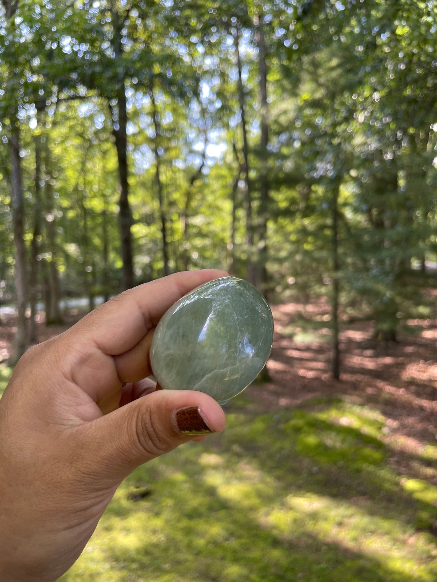 Garnierite palm (green moonstone)