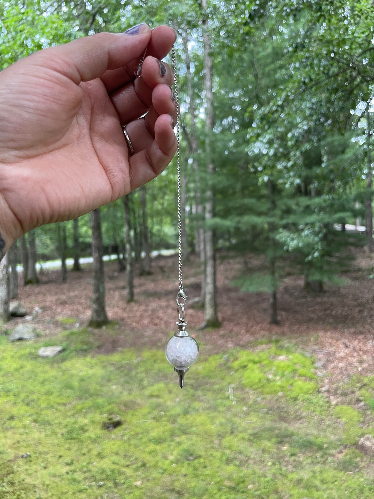 Selenite and salt cleansing pendulum