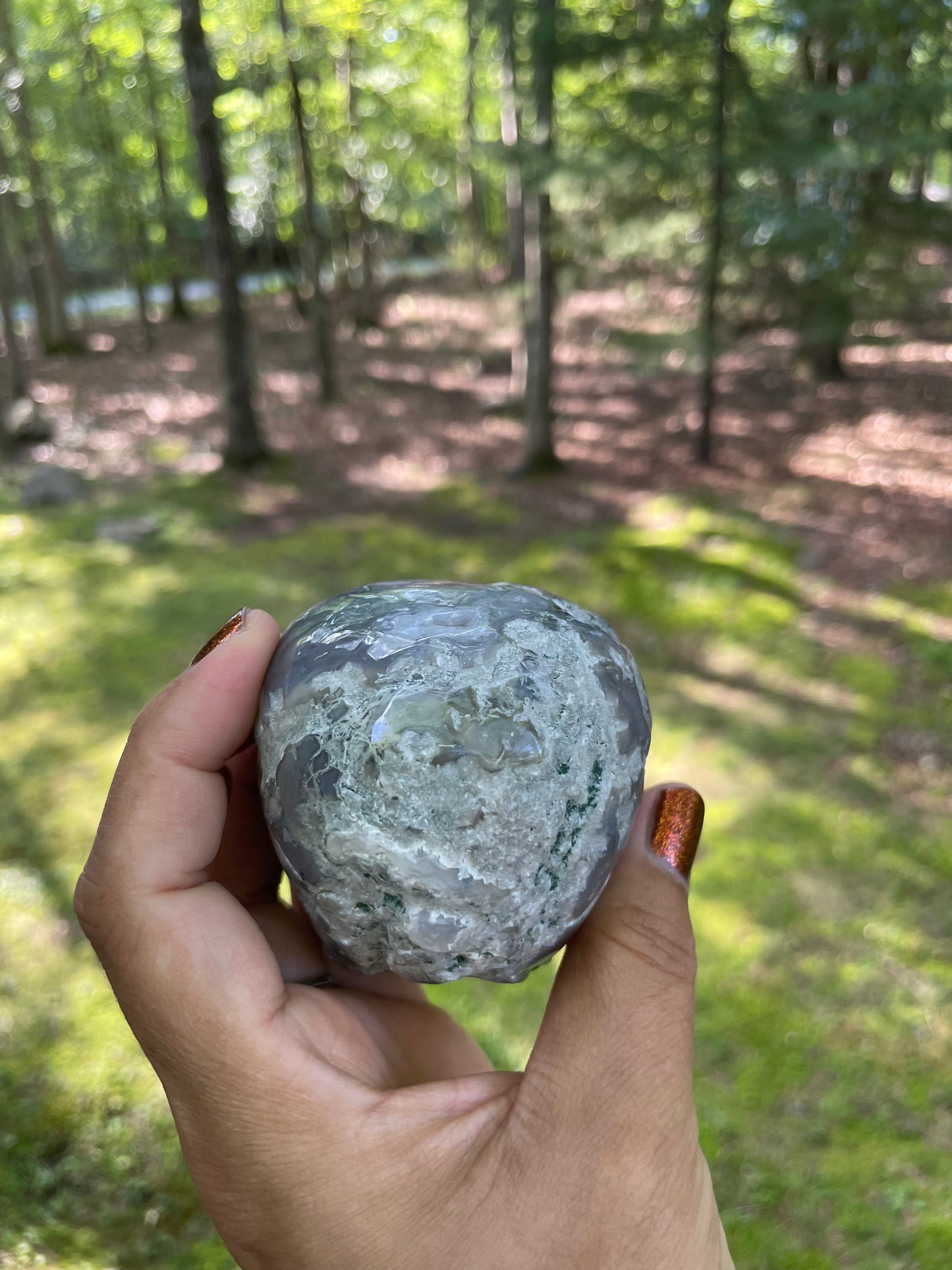 Moss agate skull