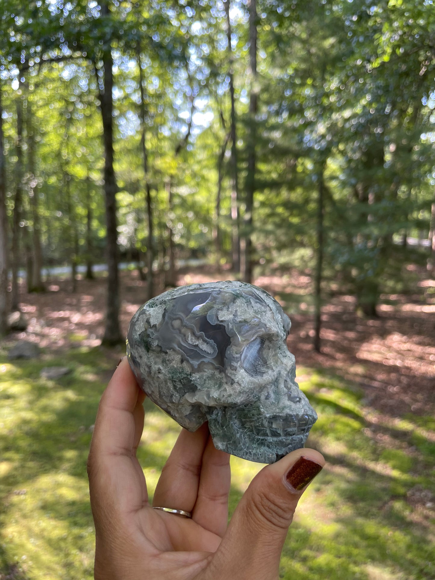 Moss agate skull