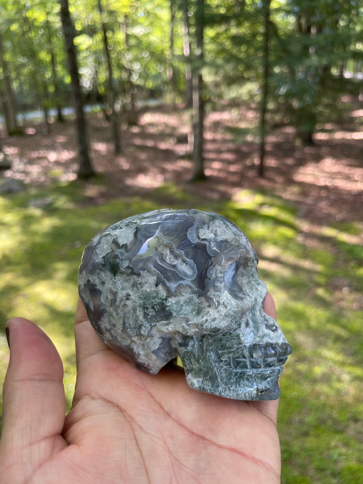 Moss agate skull