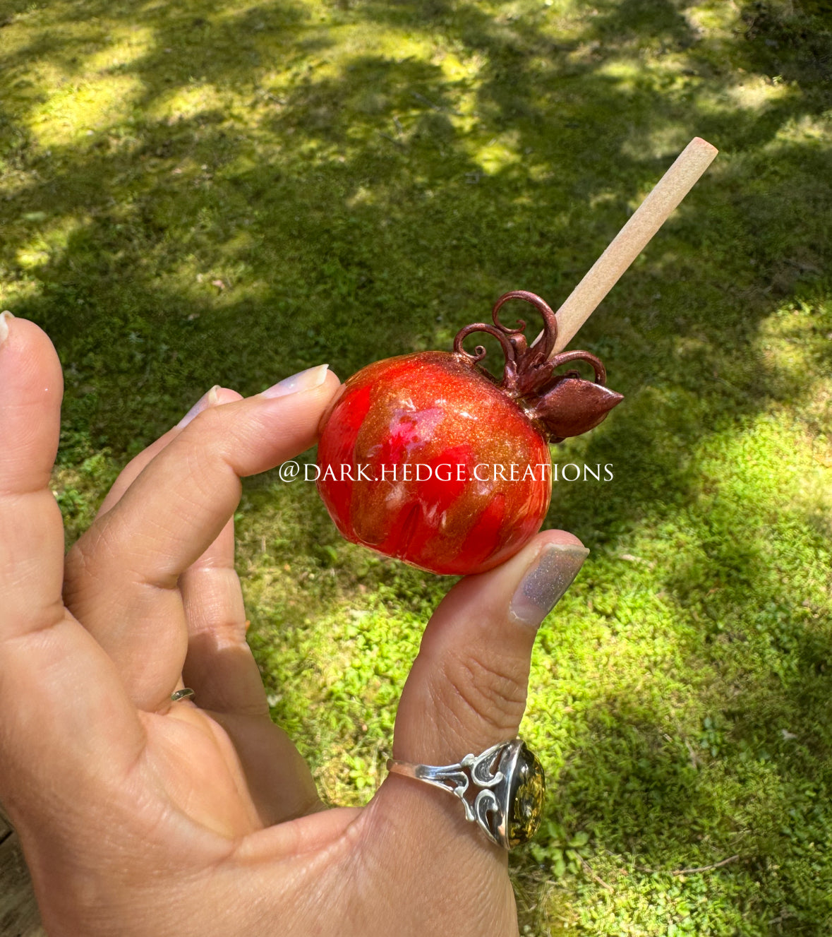 Argyle The Curious Caramel Apple