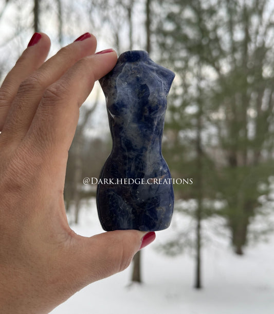Sodalite goddess body