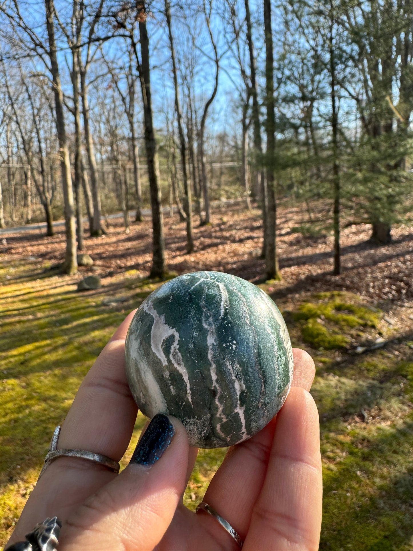 Hand polished Green sardonyx sphere