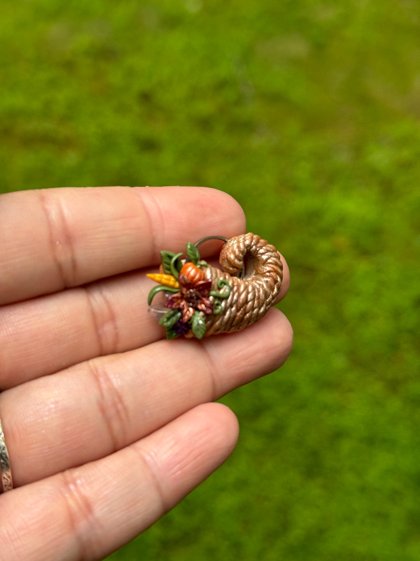 Harvest pendant