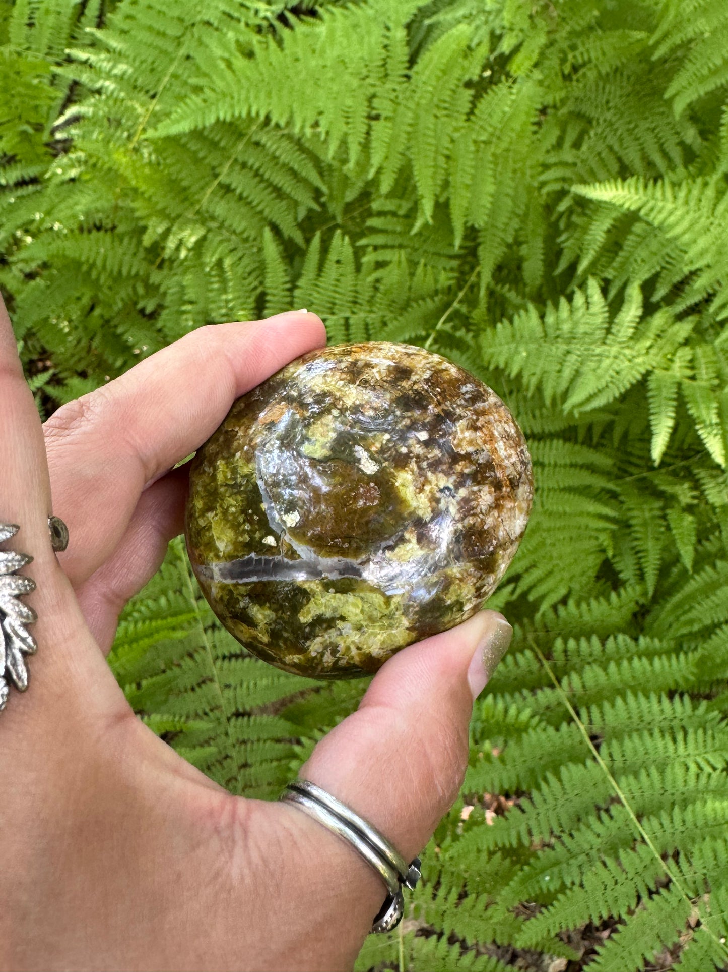 Green opal palm stone