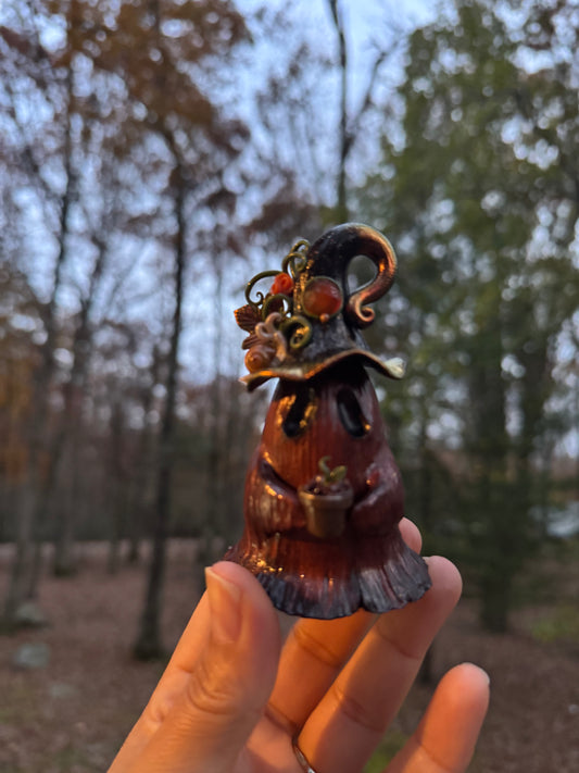 Sprout the garden ghost