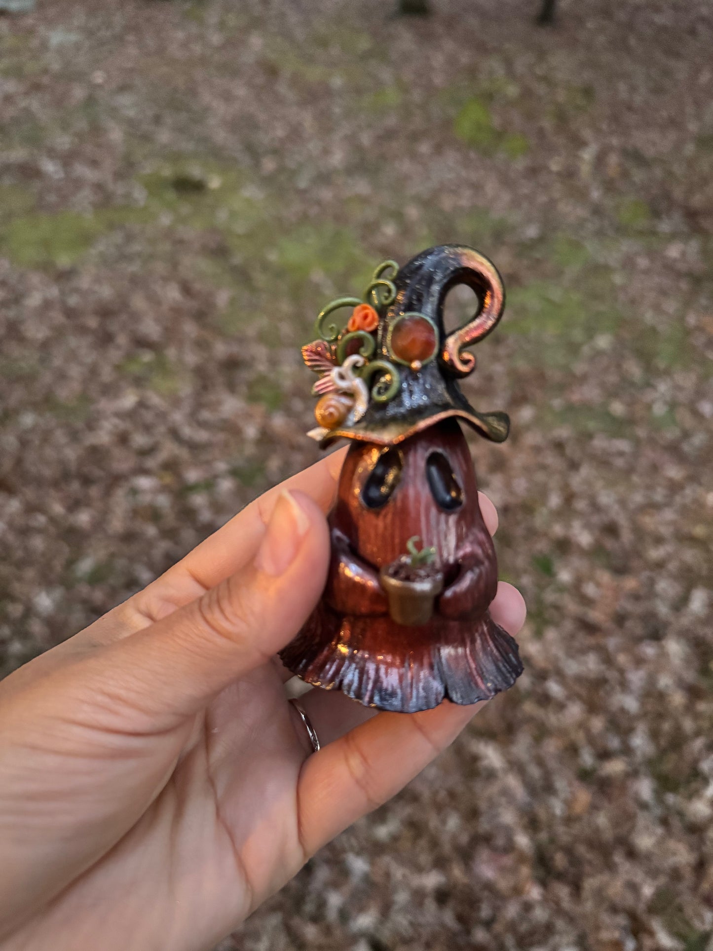 Sprout the garden ghost