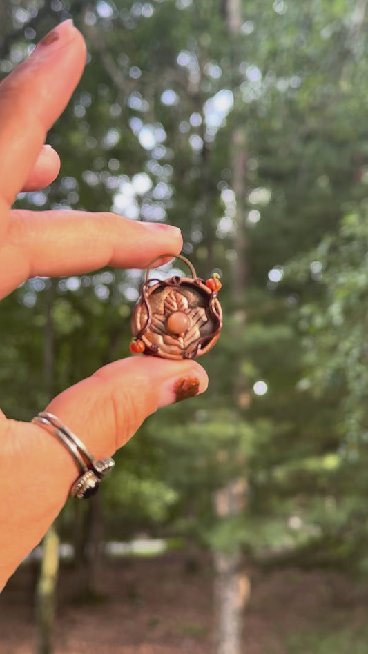Maple leaf coin pendant